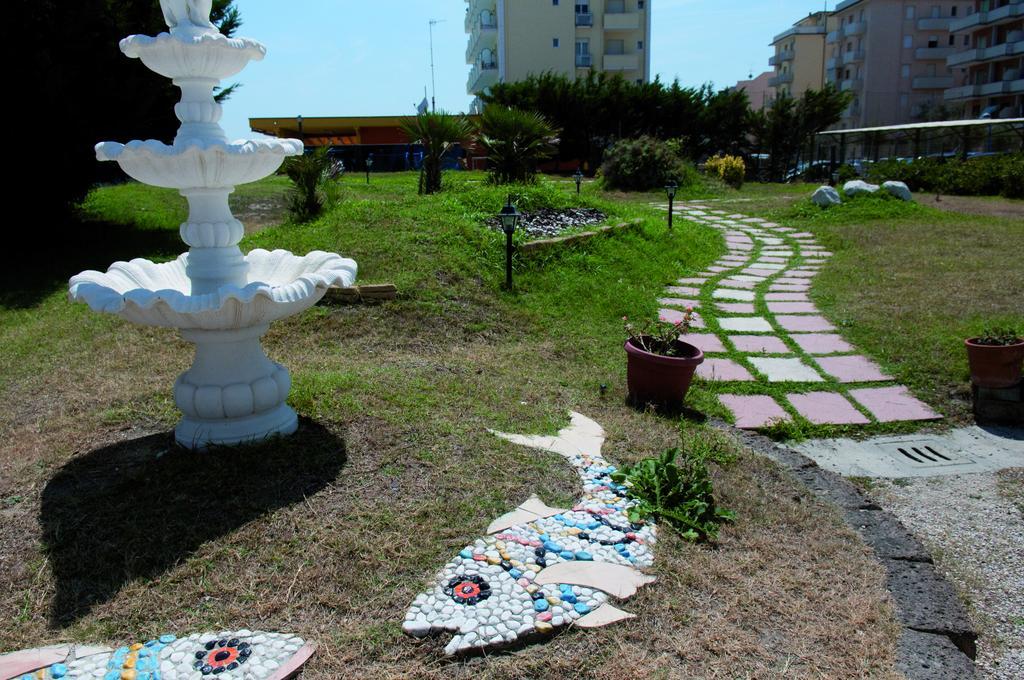 Hotel Asiago Beach Lido Di Savio Dış mekan fotoğraf